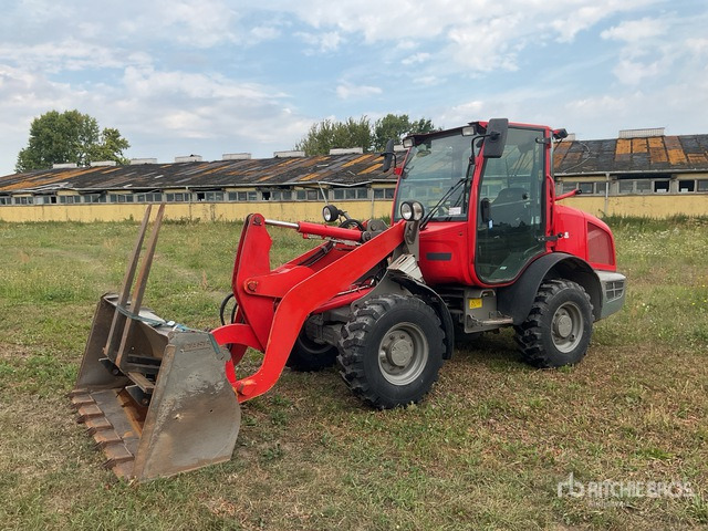2017 Case 121F Wheel Loader - 轮式装载机:图2 2017 Case 121F Wheel Loader - 轮式装载机:图2