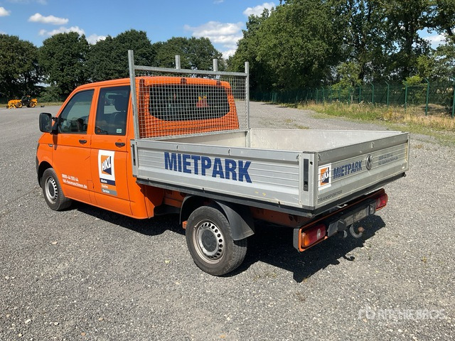 2019 Volkswagen T6 Transporter 4x2 Crew Cab Flatbed Truck - 栏板式/ 平板卡车:图3 2019 Volkswagen T6 Transporter 4x2 Crew Cab Flatbed Truck - 栏板式/ 平板卡车:图3