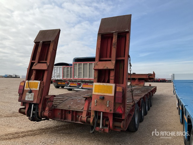 1991 Trabosa GMO 865 86 ton 5 Axle Lowboy Trailer - 低装载拖车:图3 1991 Trabosa GMO 865 86 ton 5 Axle Lowboy Trailer - 低装载拖车:图3