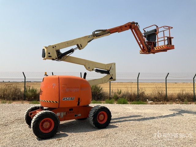 1999 JLG 450AJ 4WD Diesel Articulating Boom Lift - 铰接臂:图2 1999 JLG 450AJ 4WD Diesel Articulating Boom Lift - 铰接臂:图2
