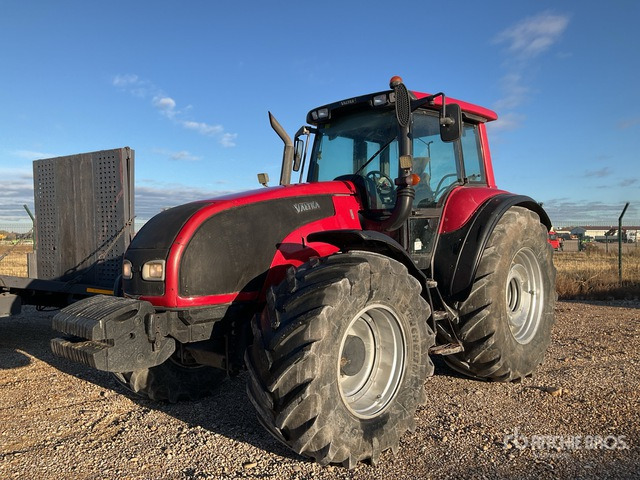 2007 Valtra T180 4WD Tractor - 拖拉机:图2 2007 Valtra T180 4WD Tractor - 拖拉机:图2