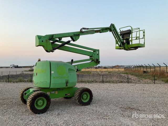 2008 JLG 450AJ 4WD Diesel Articulating Boom Lift - 铰接臂:图3 2008 JLG 450AJ 4WD Diesel Articulating Boom Lift - 铰接臂:图3