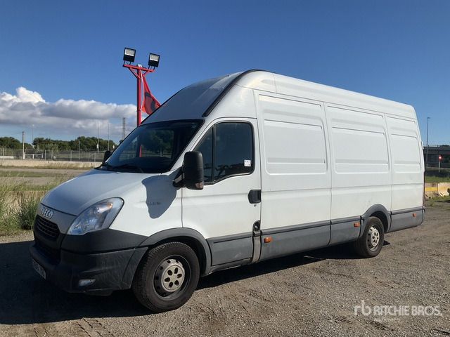 2014 Iveco Daily 35S15 Van Truck - 小型货车:图1 2014 Iveco Daily 35S15 Van Truck - 小型货车:图1