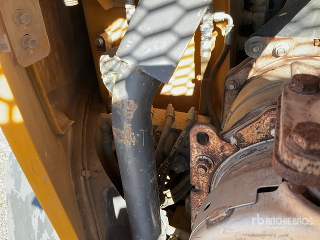 2017 Volvo ECR88D Tracked Excavator - 履带式挖掘机:图5 2017 Volvo ECR88D Tracked Excavator - 履带式挖掘机:图5