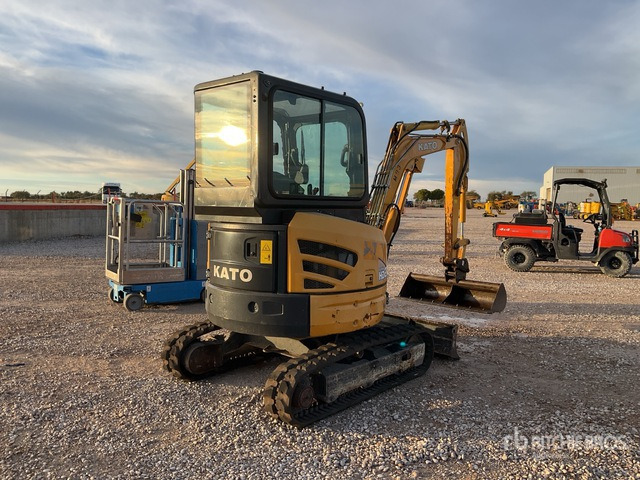 2018 Kato HD27V4 Mini Excavator: <6.6t - 小型挖掘机:图3 2018 Kato HD27V4 Mini Excavator: <6.6t - 小型挖掘机:图3