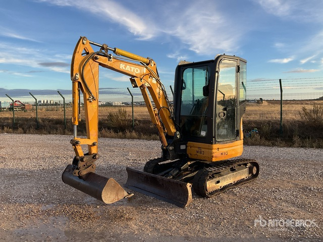 2018 Kato HD27V4 Mini Excavator: <6.6t - 小型挖掘机:图2 2018 Kato HD27V4 Mini Excavator: <6.6t - 小型挖掘机:图2