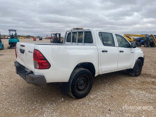 2019 Toyota Hilux 4x4 Pickup - 皮卡车:图3 2019 Toyota Hilux 4x4 Pickup - 皮卡车:图3