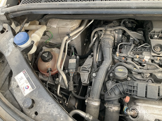 2020 Peugeot Partner Cargo Van - 小型货车:图5 2020 Peugeot Partner Cargo Van - 小型货车:图5