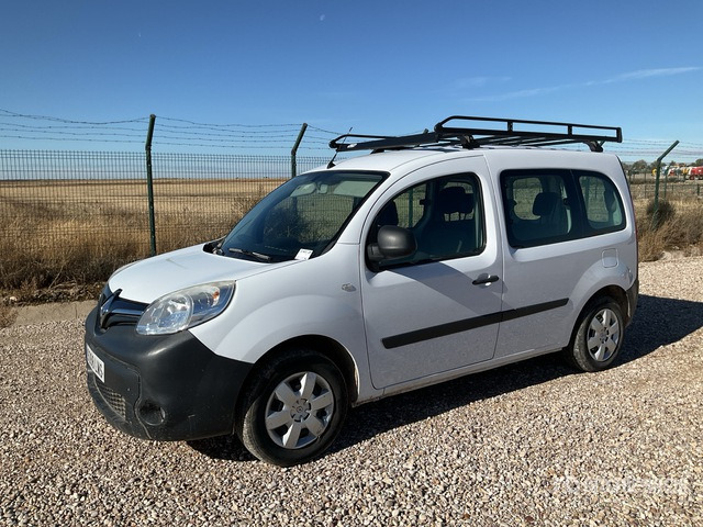 2020 Renault Kangoo Passenger Van - 小型巴士, 小型客车:图2 2020 Renault Kangoo Passenger Van - 小型巴士, 小型客车:图2