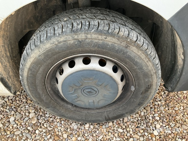 2021 Renault Master 4x2 Van Truck - 厢式卡车:图5 2021 Renault Master 4x2 Van Truck - 厢式卡车:图5