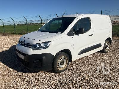 CITROËN BERLINGO - 无侧窗厢式货车:图1 CITROËN BERLINGO - 无侧窗厢式货车:图1