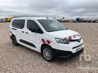 TOYOTA PROACE CITY VER 5 - 汽车:图4 TOYOTA PROACE CITY VER 5 - 汽车:图4