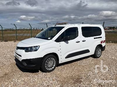 TOYOTA PROACE CITY VER 5 - 汽车:图1 TOYOTA PROACE CITY VER 5 - 汽车:图1