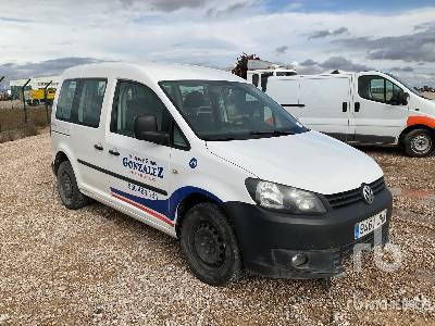 VOLKSWAGEN CADDY 1.6D - 无侧窗厢式货车:图4 VOLKSWAGEN CADDY 1.6D - 无侧窗厢式货车:图4