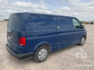 VOLKSWAGEN TRANSPORTER - 无侧窗厢式货车:图3 VOLKSWAGEN TRANSPORTER - 无侧窗厢式货车:图3