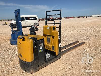 YALE MO20 - 码垛车:图2 YALE MO20 - 码垛车:图2