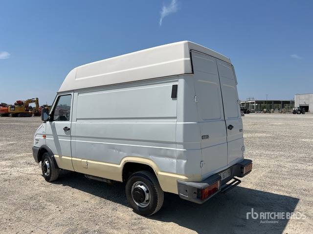 1998 Iveco Daily 30-8 Basic Van Truck - 无侧窗厢式货车:图4 1998 Iveco Daily 30-8 Basic Van Truck - 无侧窗厢式货车:图4