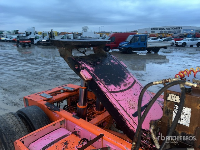 1999 CVS TT2516V Terminal Tractor :Misc. Truck - 码头牵引车:图4 1999 CVS TT2516V Terminal Tractor :Misc. Truck - 码头牵引车:图4