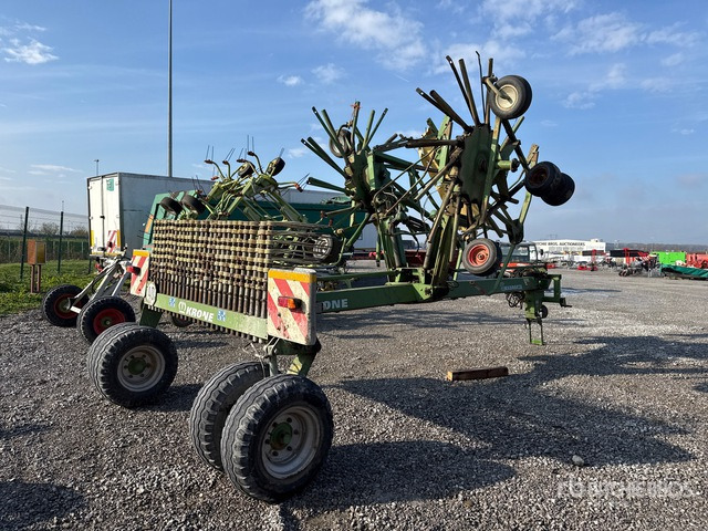 2002 Krone SWADRO 1401 Hay Rake - 翻草机/ 搂草机:图3 2002 Krone SWADRO 1401 Hay Rake - 翻草机/ 搂草机:图3