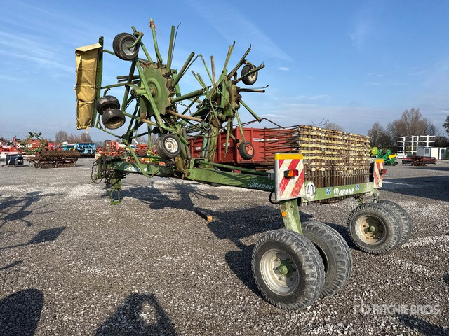 2002 Krone SWADRO 1401 Hay Rake - 翻草机/ 搂草机:图2 2002 Krone SWADRO 1401 Hay Rake - 翻草机/ 搂草机:图2