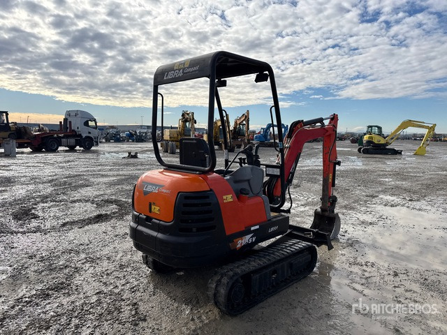 2003 Libra 218SV Mini Excavator: <6.6t - 小型挖掘机:图3 2003 Libra 218SV Mini Excavator: <6.6t - 小型挖掘机:图3