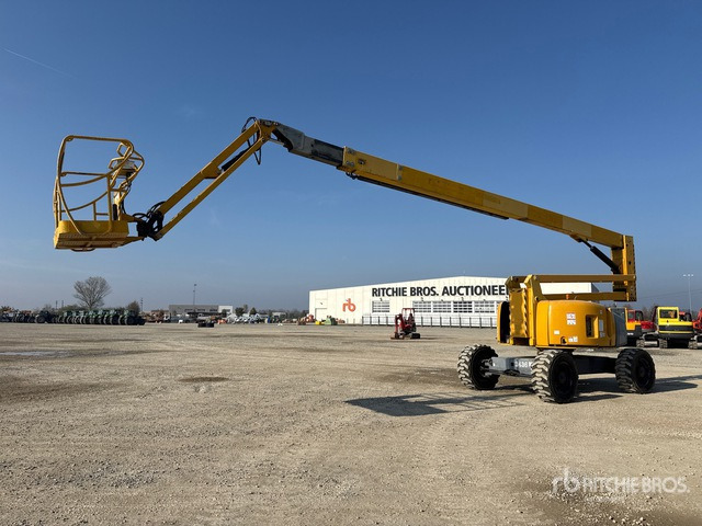 2009 Haulotte HA260PX Diesel Articulating Boom Lift - 铰接臂:图2 2009 Haulotte HA260PX Diesel Articulating Boom Lift - 铰接臂:图2