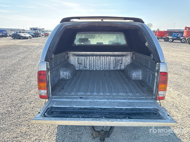 2010 Toyota Hylux 4x4 Crew Cab Pickup - 皮卡车:图5 2010 Toyota Hylux 4x4 Crew Cab Pickup - 皮卡车:图5