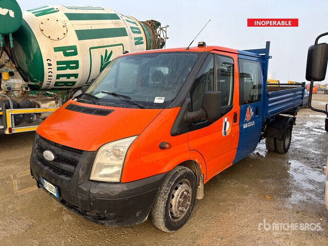 2011 Ford Transit (Inoperable) Dump Truck: Light Duty - 翻斗车:图2 2011 Ford Transit (Inoperable) Dump Truck: Light Duty - 翻斗车:图2