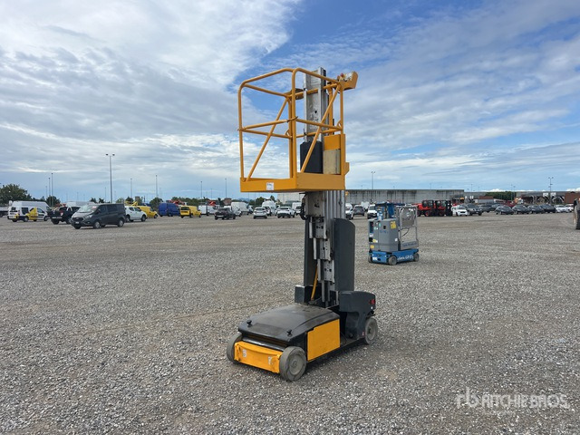 2011 JLG Toucan Junior 6B Piattaforma aerea - 垂直桅杆升降机:图1 2011 JLG Toucan Junior 6B Piattaforma aerea - 垂直桅杆升降机:图1