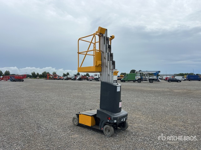2011 JLG Toucan Junior 6B Piattaforma aerea - 垂直桅杆升降机:图4 2011 JLG Toucan Junior 6B Piattaforma aerea - 垂直桅杆升降机:图4