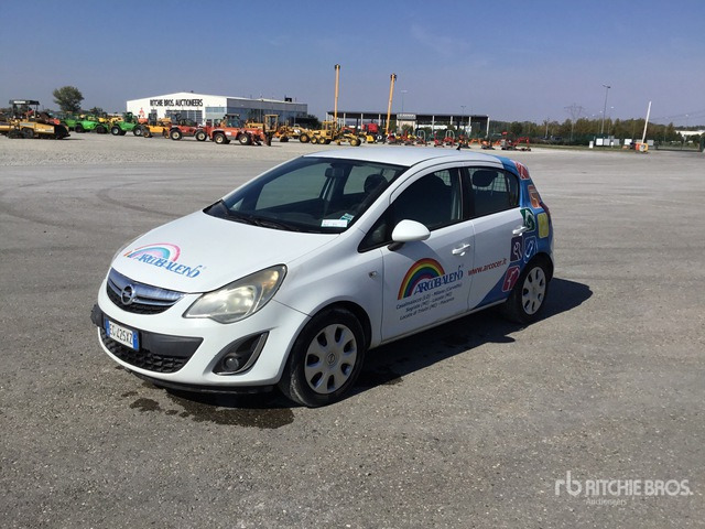 2011 Opel Corsa (Inoperable) Automobile - 汽车:图4 2011 Opel Corsa (Inoperable) Automobile - 汽车:图4