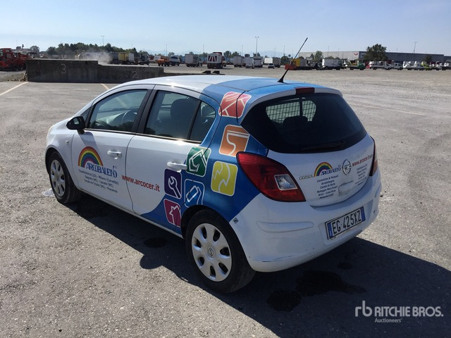 2011 Opel Corsa (Inoperable) Automobile - 汽车:图3 2011 Opel Corsa (Inoperable) Automobile - 汽车:图3