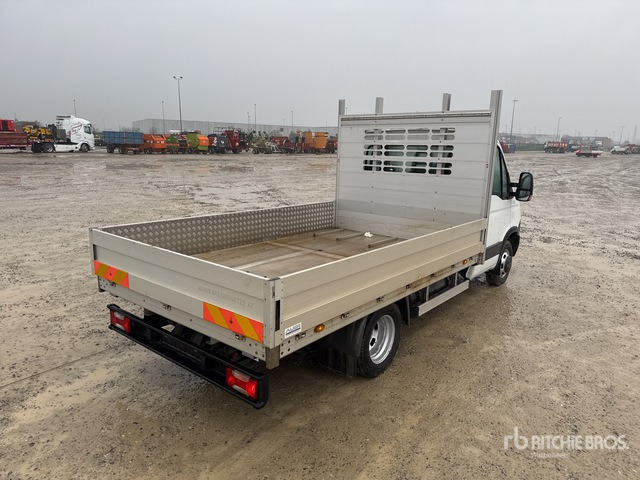 2012 Iveco Daily 50C14 Natural Power 4x2 Flatbed Truck - 栏板式/ 平板卡车:图3 2012 Iveco Daily 50C14 Natural Power 4x2 Flatbed Truck - 栏板式/ 平板卡车:图3