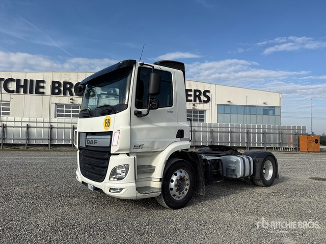 2015 DAF CF440 - 牵引车:图2 2015 DAF CF440 - 牵引车:图2