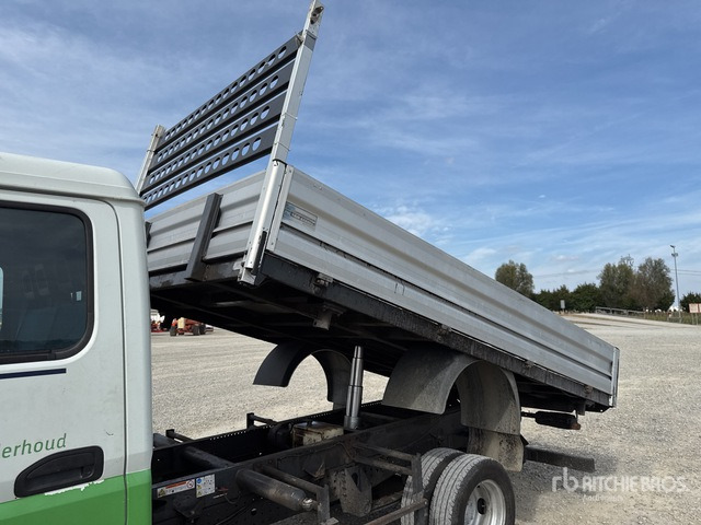 2015 Mitsubishi Canter Crew Cab Dump Truck: Light Duty - 翻斗车:图5 2015 Mitsubishi Canter Crew Cab Dump Truck: Light Duty - 翻斗车:图5