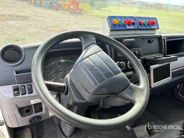 2015 Mitsubishi Fuso Canter 7C15 Van Truck - 垃圾车:图5 2015 Mitsubishi Fuso Canter 7C15 Van Truck - 垃圾车:图5