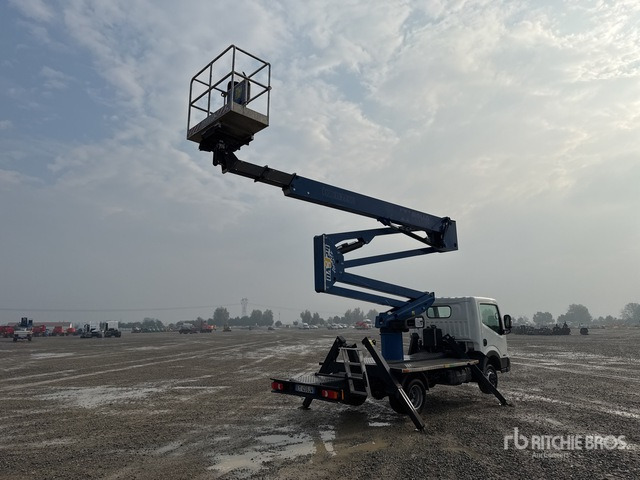 2015 Nissan Cabstar 35.12 2015 Socage DA324 24 m on Bucket Truck - 车载空中平台:图4 2015 Nissan Cabstar 35.12 2015 Socage DA324 24 m on Bucket Truck - 车载空中平台:图4