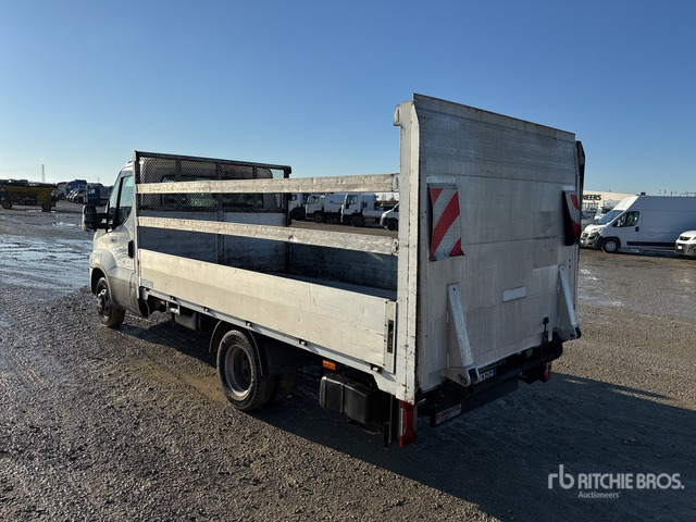 2016 Iveco Daily 35-110 Flatbed Truck - 栏板式/ 平板卡车:图3 2016 Iveco Daily 35-110 Flatbed Truck - 栏板式/ 平板卡车:图3