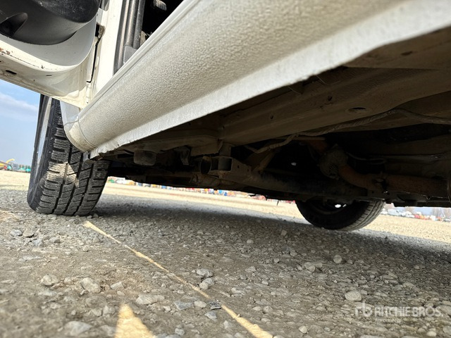 2016 Mercedes-Benz Vito Cargo Van - 厢式卡车:图5 2016 Mercedes-Benz Vito Cargo Van - 厢式卡车:图5