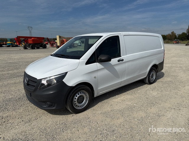 2016 Mercedes-Benz Vito Furgone cargo - 无侧窗厢式货车:图2 2016 Mercedes-Benz Vito Furgone cargo - 无侧窗厢式货车:图2