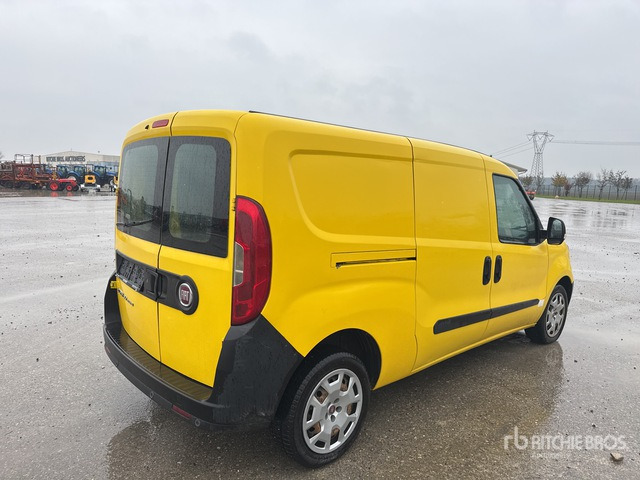 2017 Fiat Doblo Van Truck - 厢式卡车:图3 2017 Fiat Doblo Van Truck - 厢式卡车:图3