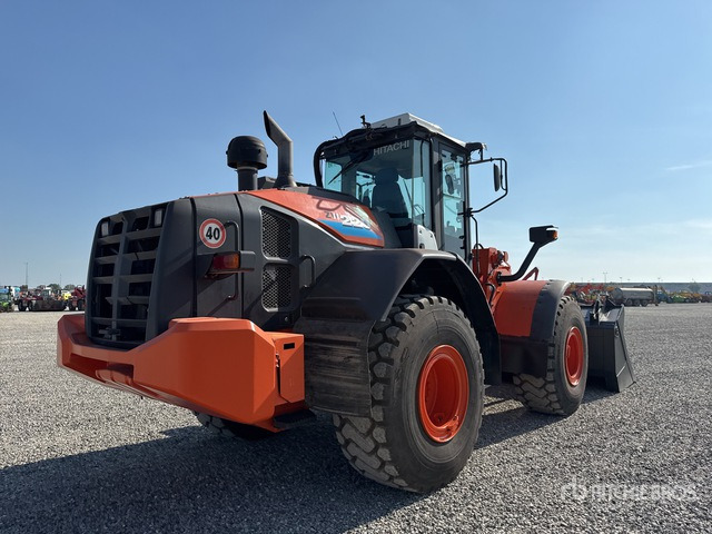 2017 Hitachi Zaxis W220.6 Pala gommata - 轮式装载机:图3 2017 Hitachi Zaxis W220.6 Pala gommata - 轮式装载机:图3