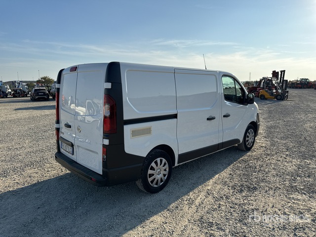 2017 Nissan NV300 Autocarro furgonato - 紧凑型面包车:图4 2017 Nissan NV300 Autocarro furgonato - 紧凑型面包车:图4
