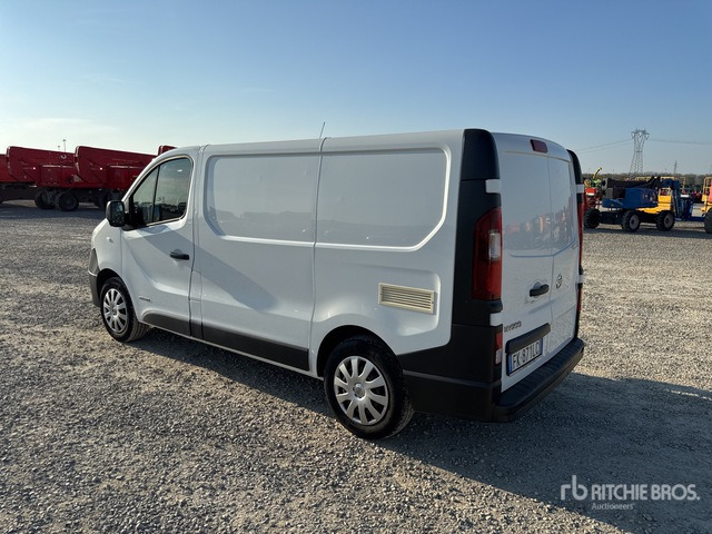 2017 Nissan NV300 Autocarro furgonato - 紧凑型面包车:图3 2017 Nissan NV300 Autocarro furgonato - 紧凑型面包车:图3