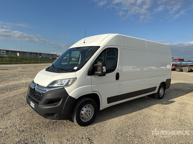 2018 Citroen Jumper 33 2.0BLUEHDI L3H2 130CV Van Truck - 无侧窗厢式货车:图2 2018 Citroen Jumper 33 2.0BLUEHDI L3H2 130CV Van Truck - 无侧窗厢式货车:图2