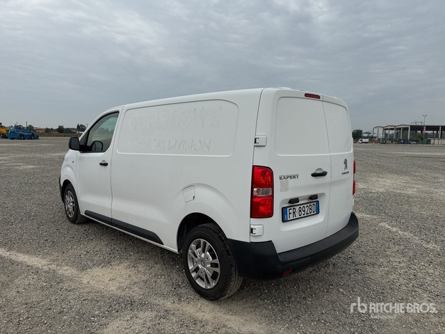 2018 Peugeot Expert Autocarro furgonato - 紧凑型面包车:图4 2018 Peugeot Expert Autocarro furgonato - 紧凑型面包车:图4