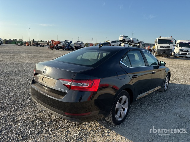 2018 Skoda Superb Autovettura - 汽车:图3 2018 Skoda Superb Autovettura - 汽车:图3