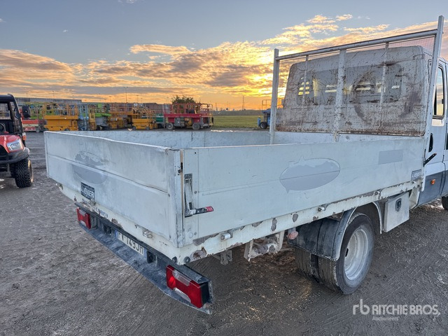 2019 Iveco Daily 35-150 Crew Cab Flatbed Truck - 栏板式/ 平板卡车:图4 2019 Iveco Daily 35-150 Crew Cab Flatbed Truck - 栏板式/ 平板卡车:图4
