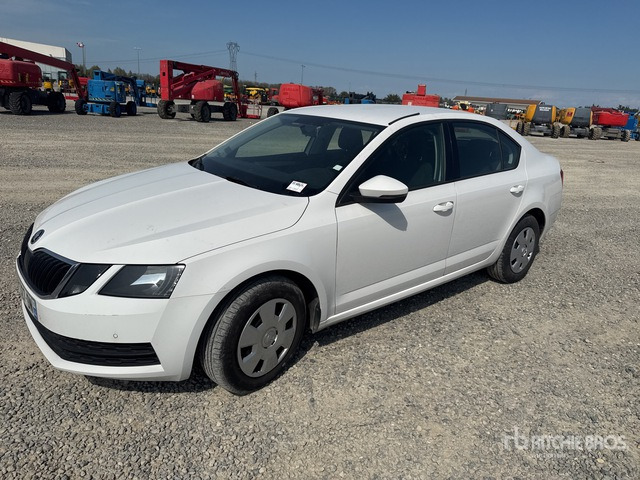 2020 Skoda Octavia Autovettura - 汽车:图2 2020 Skoda Octavia Autovettura - 汽车:图2