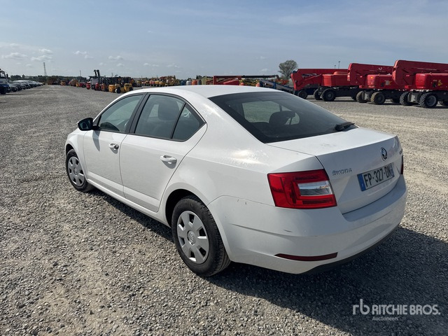 2020 Skoda Octavia Autovettura - 汽车:图4 2020 Skoda Octavia Autovettura - 汽车:图4